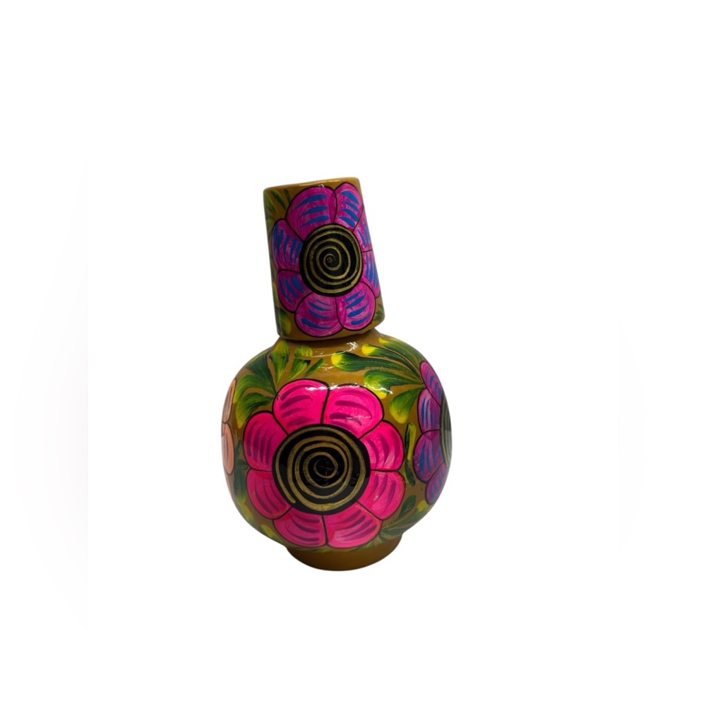 Mexican Ceramic.Hand-Painted Floral Ceramic Vase in Mustard with multicolor. - Picture 3 of 7